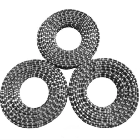 Piața de ferăstrău cu sârmă de diamant